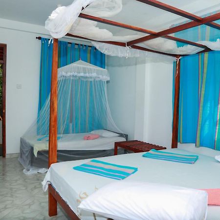 Panorama Rock Cafe Bed & Breakfast Tangalle Exterior photo