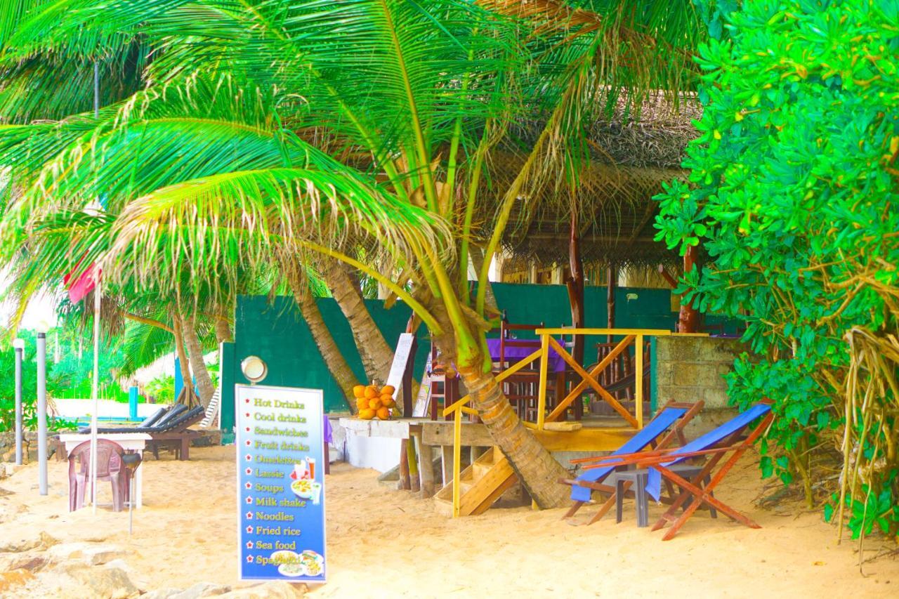 Panorama Rock Cafe Bed & Breakfast Tangalle Exterior photo